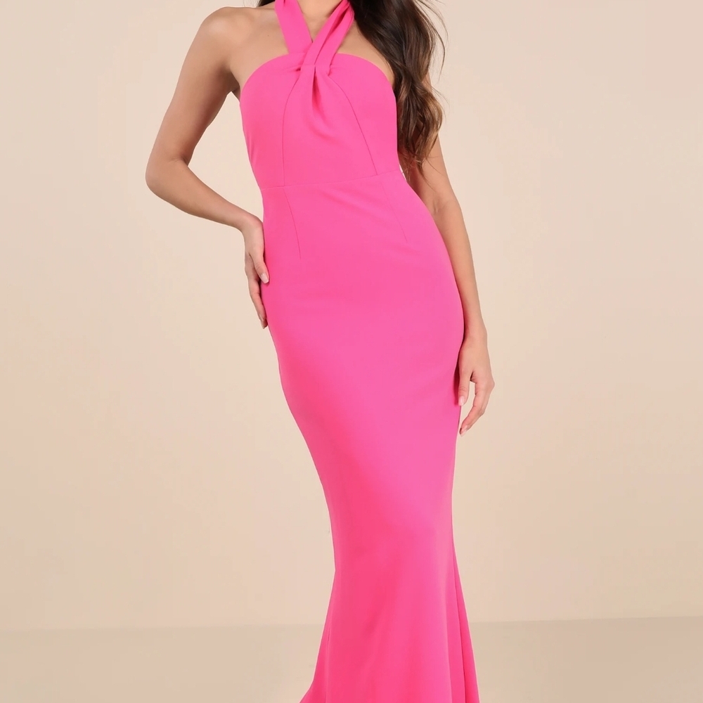 NWT**Elegant Pink Halter Maxi Dress